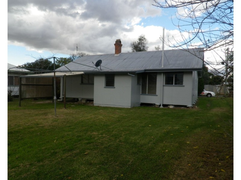 51 Myrtle Avenue, Warwick QLD 4370