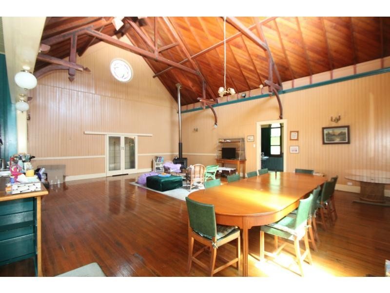 L124 Barron Street, Hendon QLD 4362