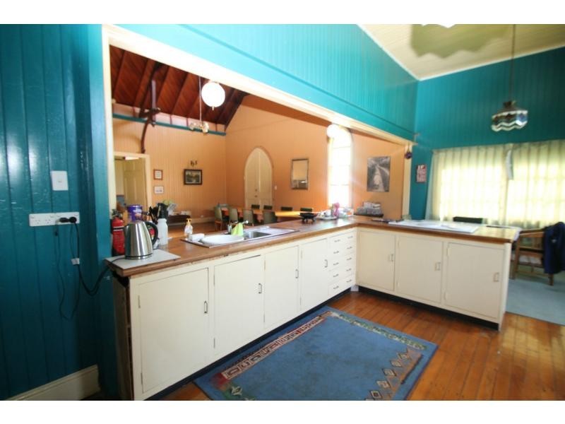 L124 Barron Street, Hendon QLD 4362