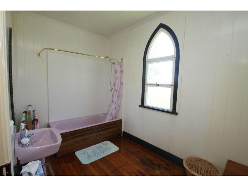 L124 Barron Street, Hendon QLD 4362