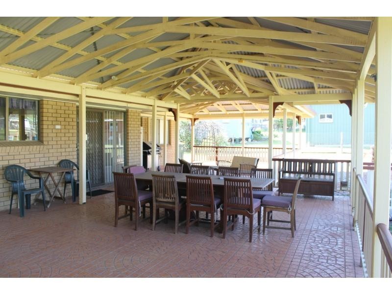 12 Briggs Street, Warwick QLD 4370