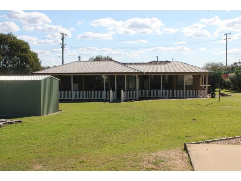 12 Briggs Street, Warwick QLD 4370