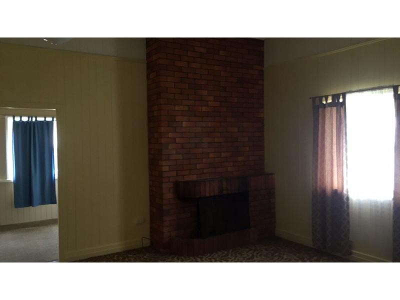 76 Canning Street, Warwick QLD 4370