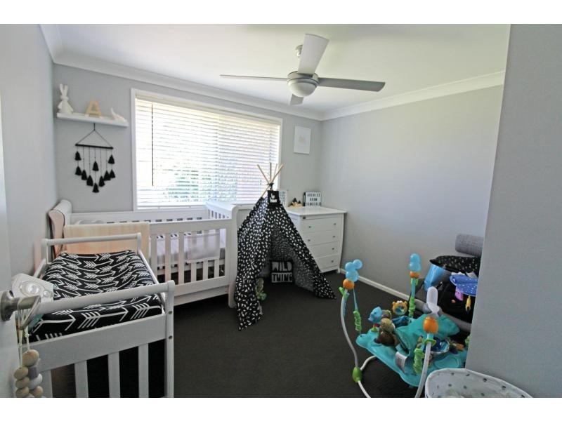 8 Furness Crescent, Warwick QLD 4370