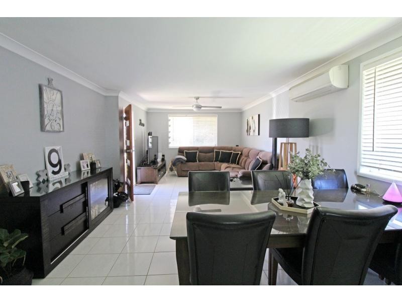 8 Furness Crescent, Warwick QLD 4370