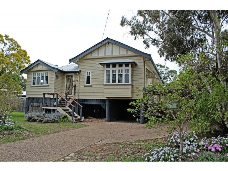 112 Fitzroy Street, Warwick QLD 4370