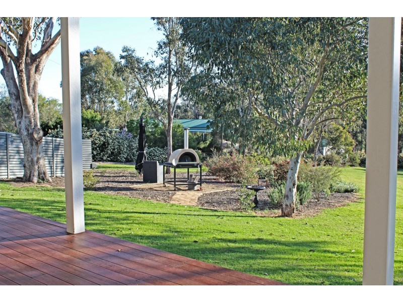 17 Panorama Court, Warwick QLD 4370