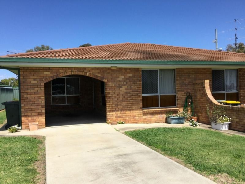 3/250 Wood Street, Warwick QLD 4370