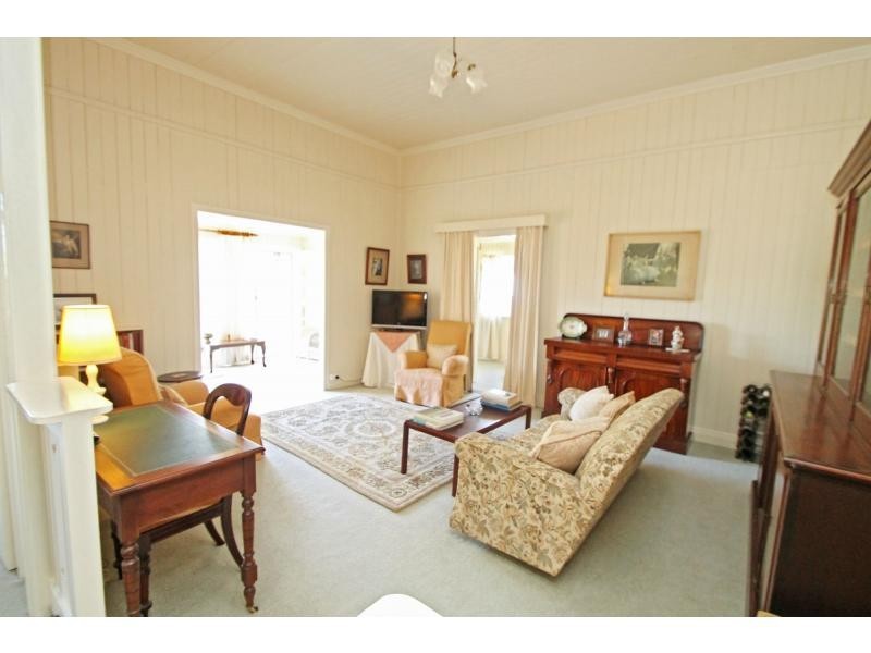 21 Gore Street, Warwick QLD 4370