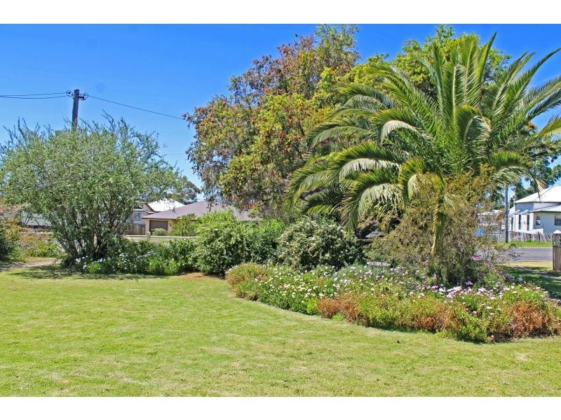 21 Gore Street, Warwick QLD 4370