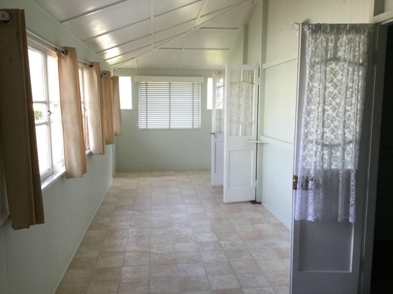 47 Locke Street, Warwick QLD 4370