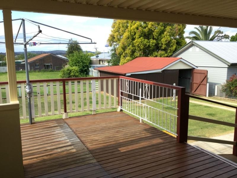 47 Locke Street, Warwick QLD 4370