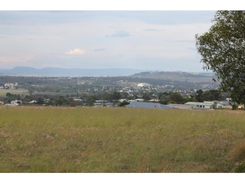 Rosenthal Heights QLD 4370