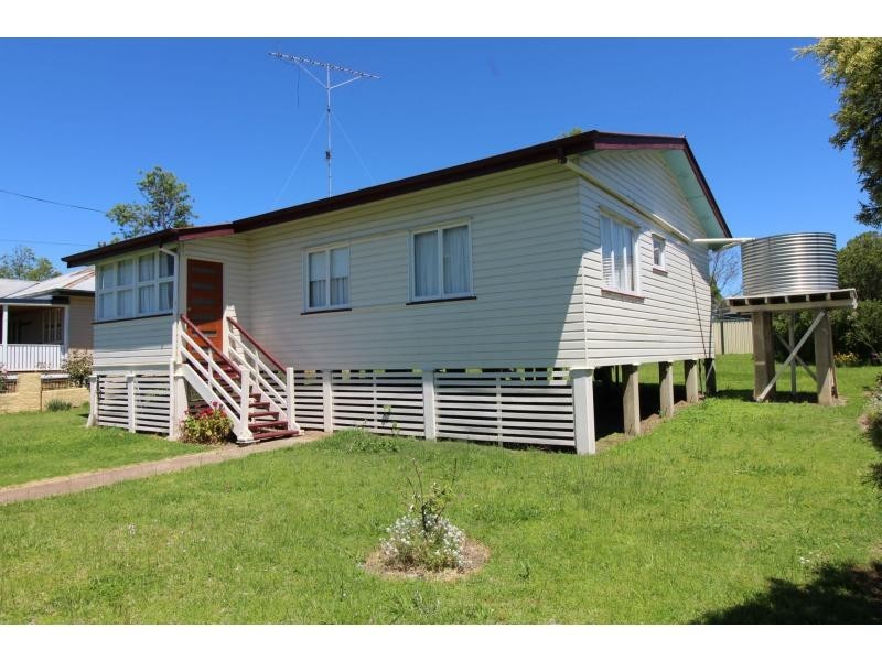 4 Mogridge Street, Warwick QLD 4370