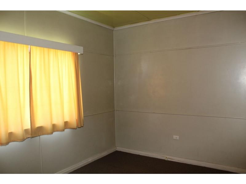 4 Mogridge Street, Warwick QLD 4370