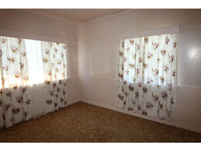 4 Mogridge Street, Warwick QLD 4370