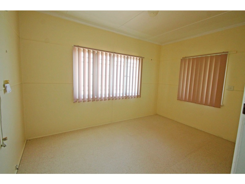 3A Locke Street, Warwick QLD 4370