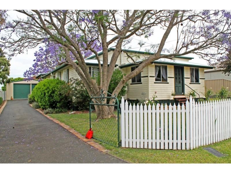 40 Myrtle Avenue, Warwick QLD 4370