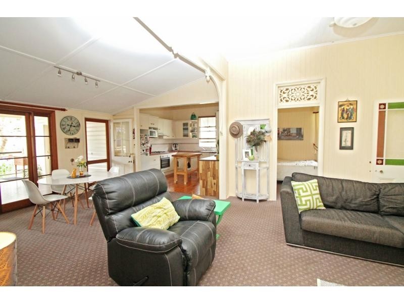 40 Myrtle Avenue, Warwick QLD 4370