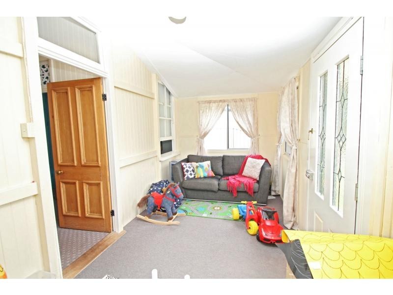 40 Myrtle Avenue, Warwick QLD 4370