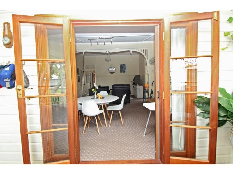 40 Myrtle Avenue, Warwick QLD 4370