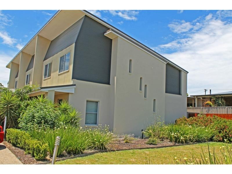 Unit 5/2 Redgwell Street, Warwick QLD 4370