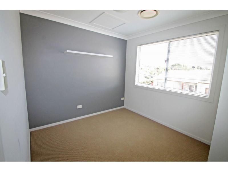 Unit 5/2 Redgwell Street, Warwick QLD 4370