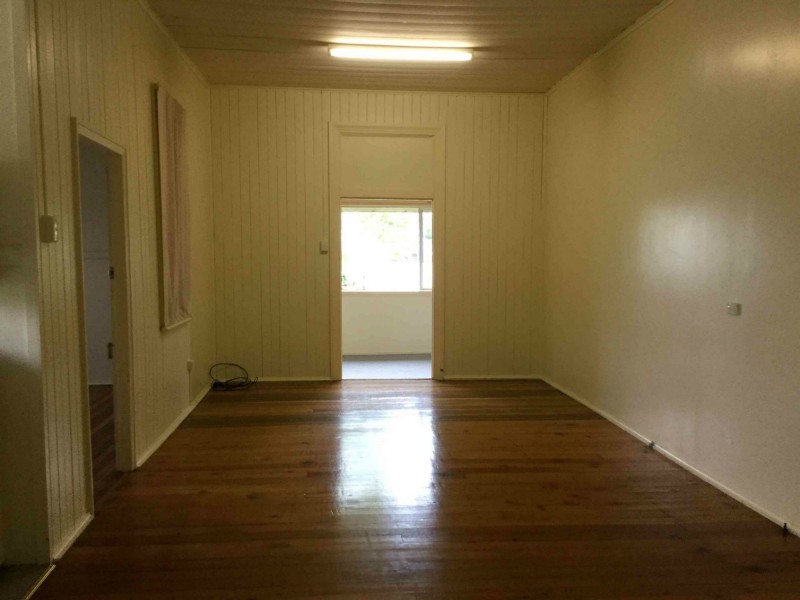 2/77 Guy Street, Warwick QLD 4370