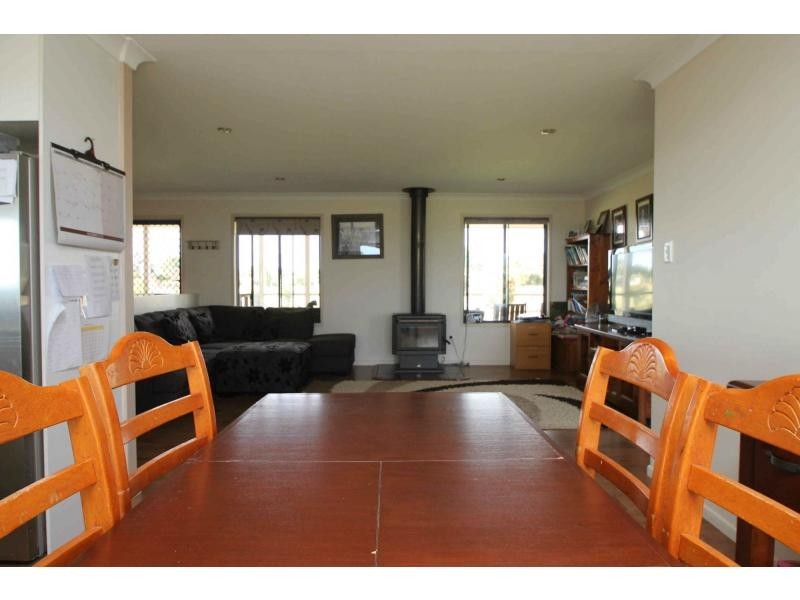 19 South Street, Allora QLD 4362