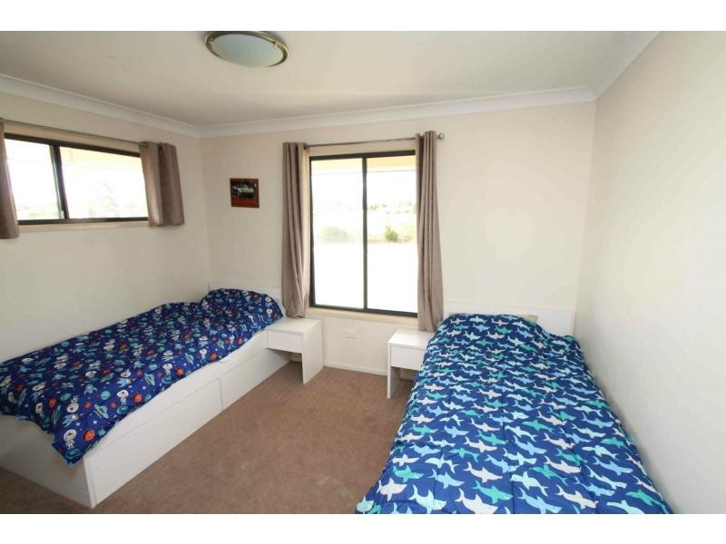 19 South Street, Allora QLD 4362