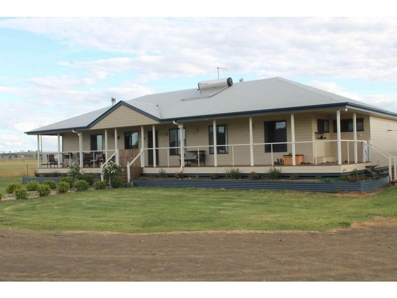 19 South Street, Allora QLD 4362