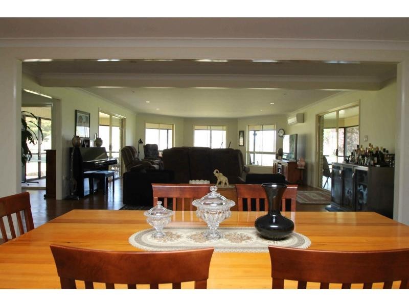 258 Swanfels Road, Yangan QLD 4371