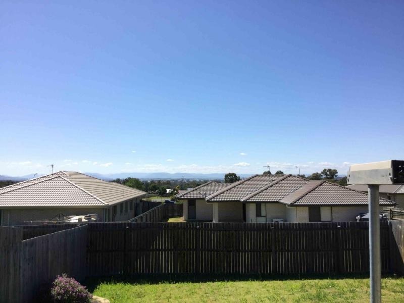 1/26 Capital Drive, Warwick QLD 4370