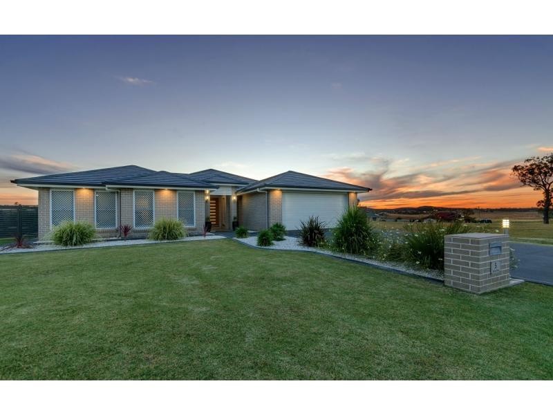 5 Derby Drive, Warwick QLD 4370