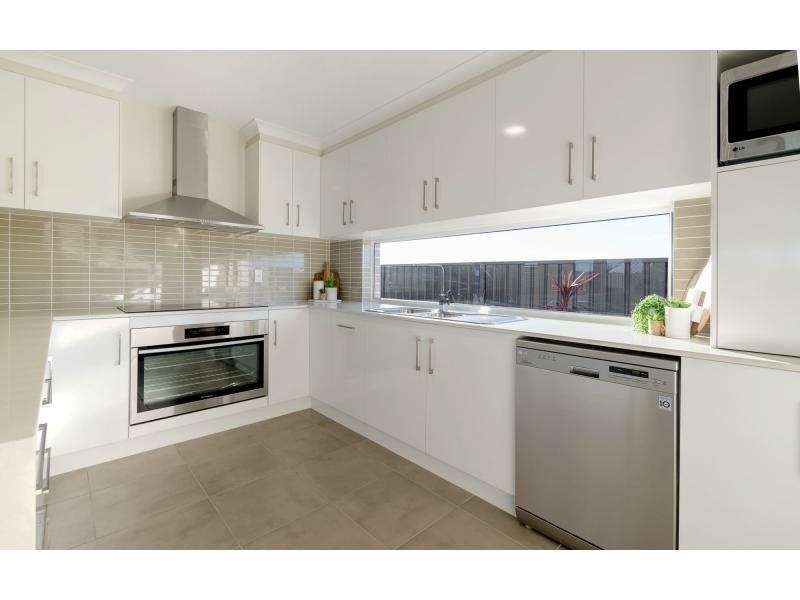 5 Derby Drive, Warwick QLD 4370