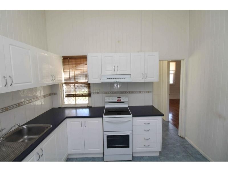 290 East Street, Warwick QLD 4370