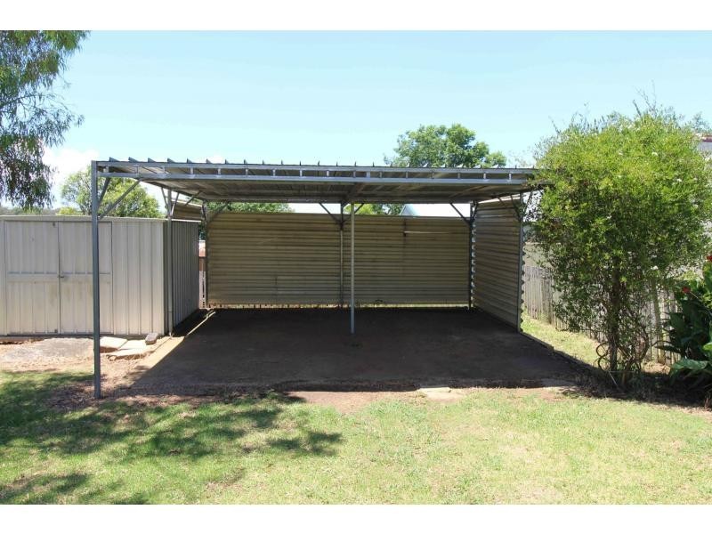 290 East Street, Warwick QLD 4370