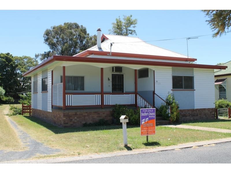 25 Acacia Avenue, Warwick QLD 4370