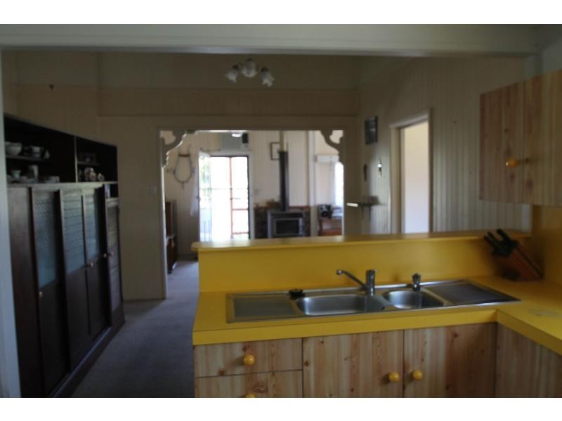 25 Acacia Avenue, Warwick QLD 4370