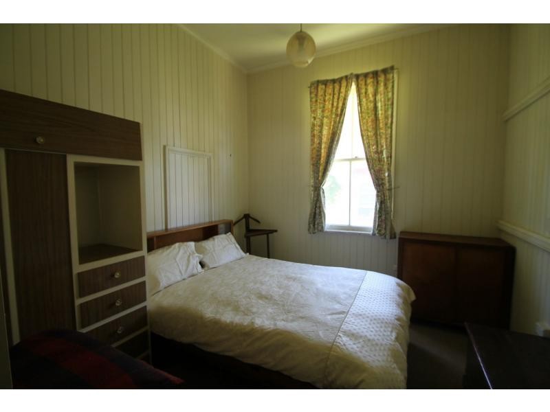 25 Acacia Avenue, Warwick QLD 4370