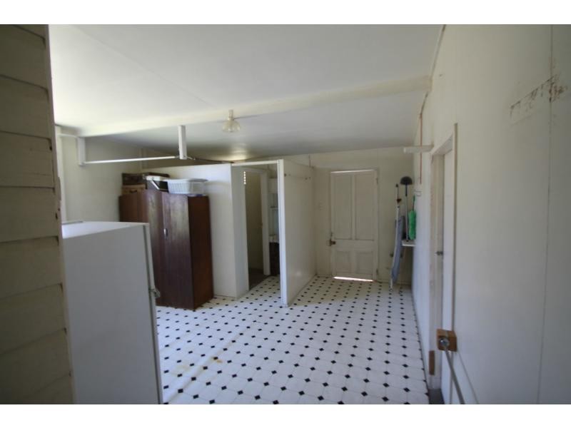 25 Acacia Avenue, Warwick QLD 4370