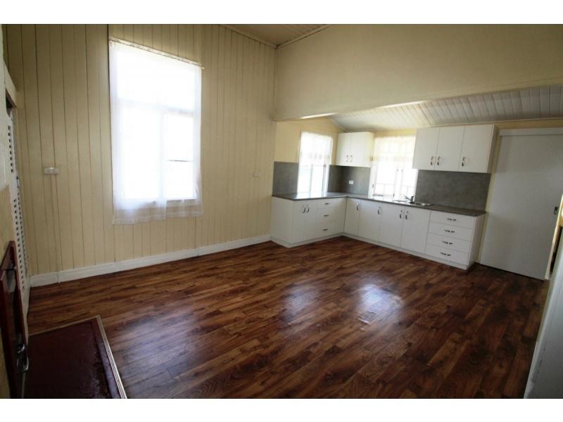 113 Albion Street, Warwick QLD 4370