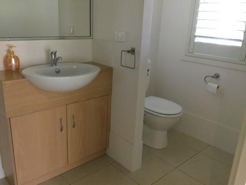 1/11 Hans Borgar Court, Warwick QLD 4370