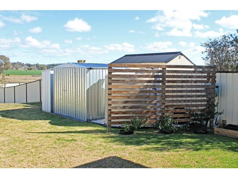 1/11 Hans Borgar Court, Warwick QLD 4370