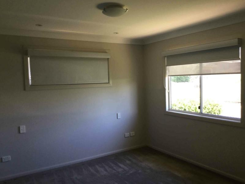 2/42 Myrtle Avenue, Warwick QLD 4370