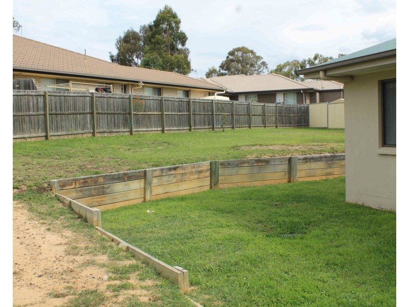8 Rose Lea Court, Warwick QLD 4370