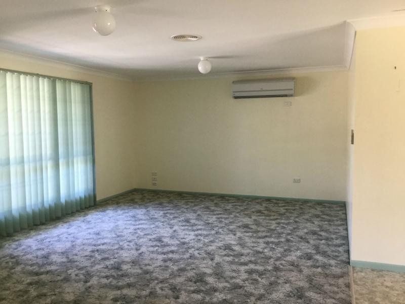 21 Lyons Crescent, Warwick QLD 4370