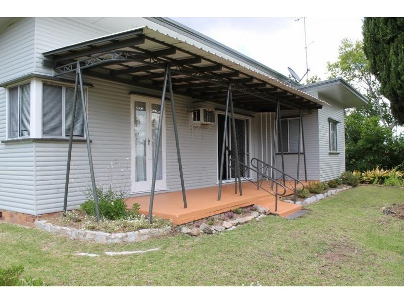 150 Wood Street, Warwick QLD 4370