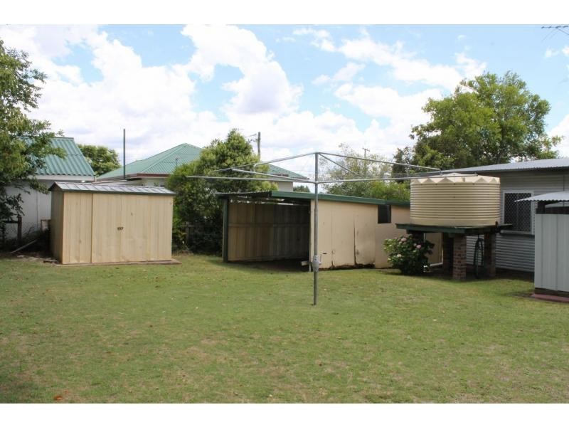 150 Wood Street, Warwick QLD 4370