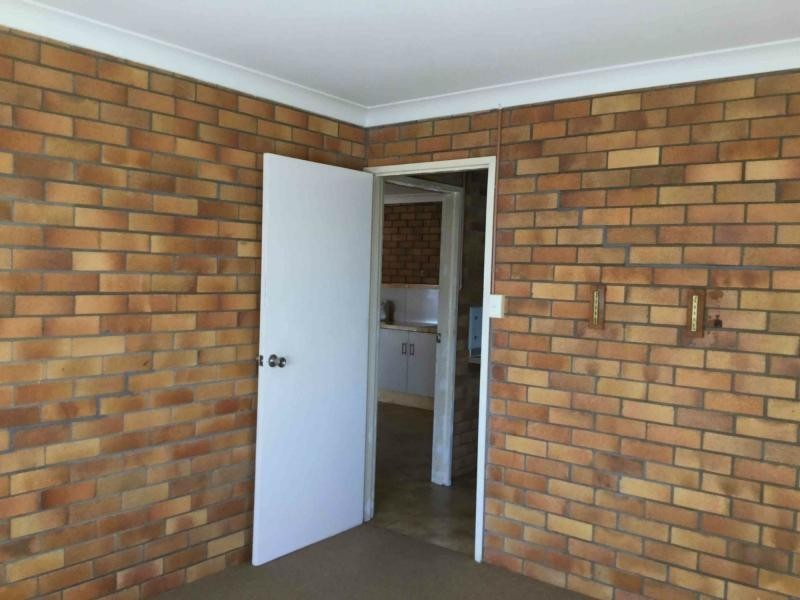 4/250 Wood Street, Warwick QLD 4370